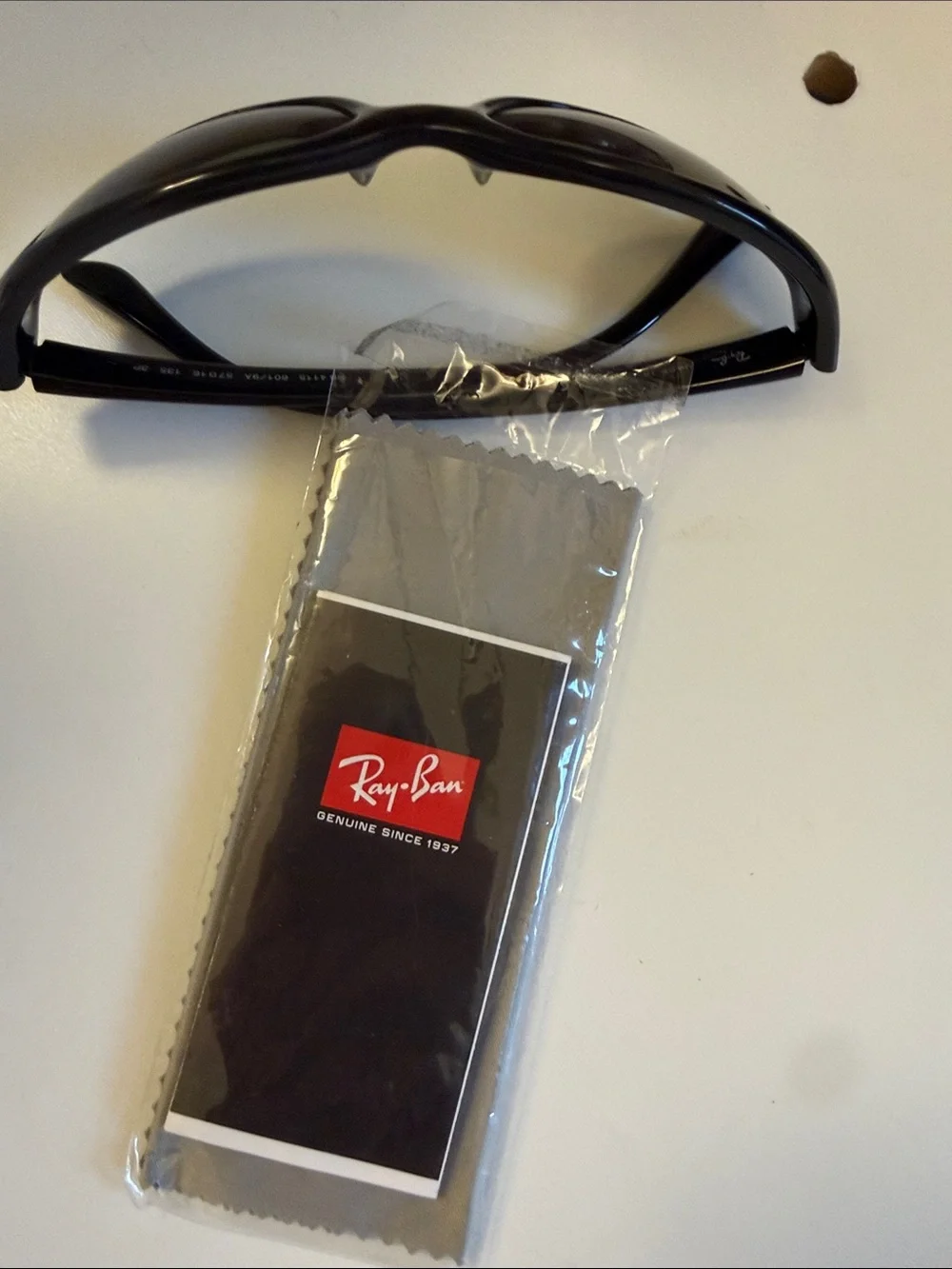 NWOT Ray Ban RB 4115 Polarizes